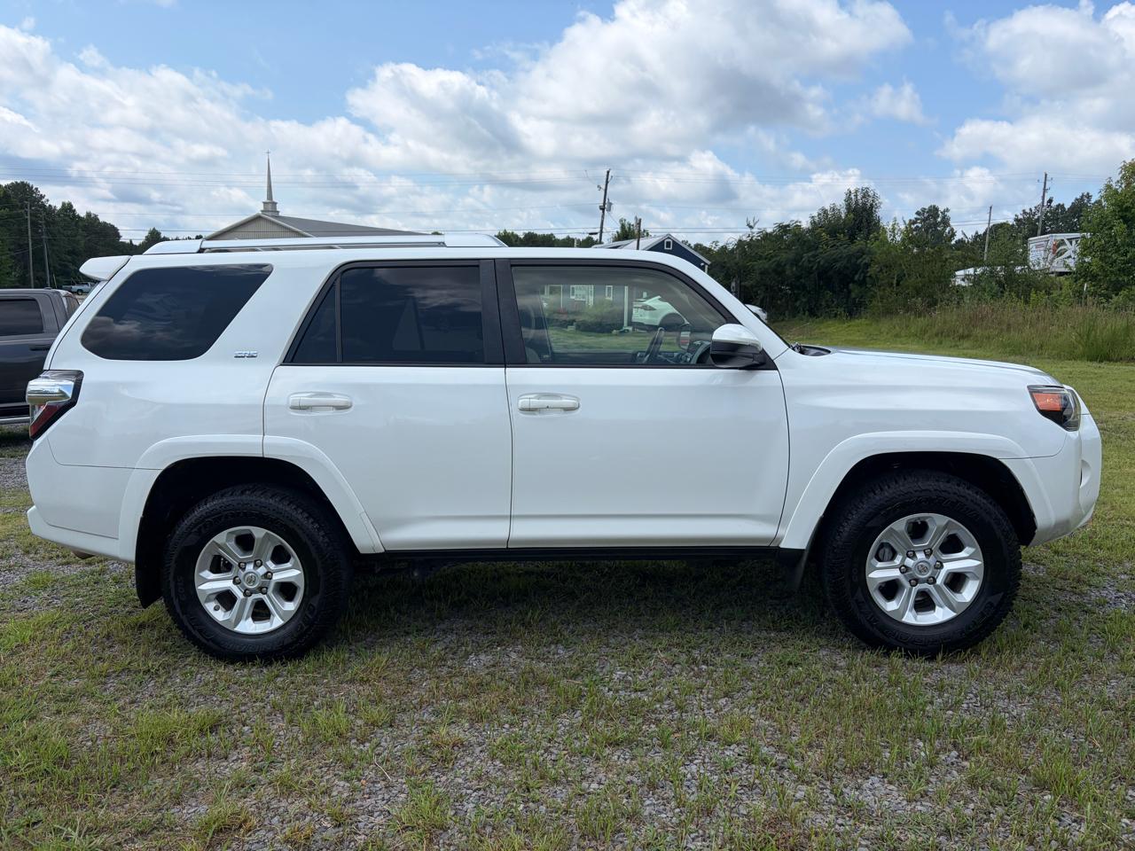 Toyota 4Runner SR5 2WD 2015