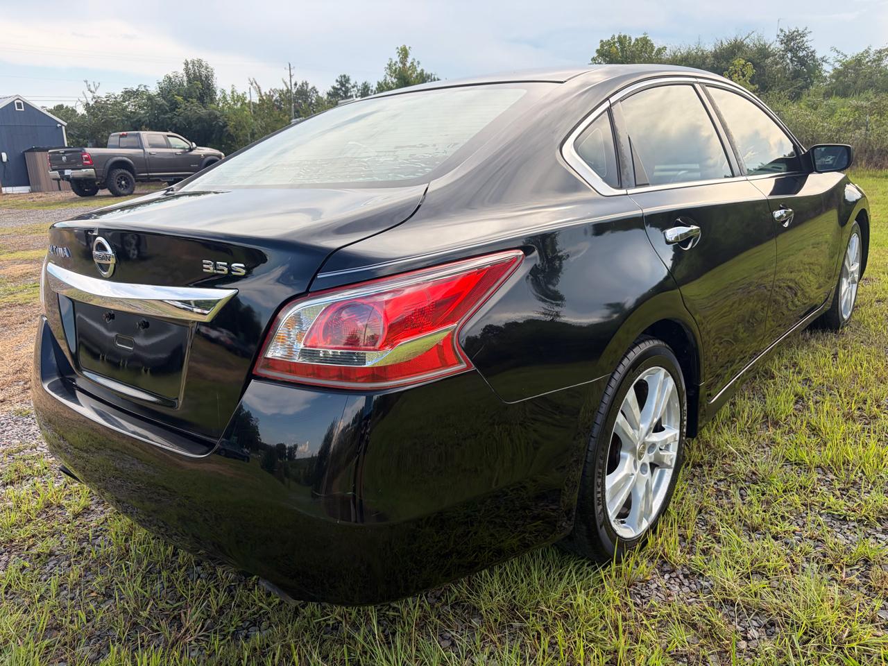 Nissan Altima  2013