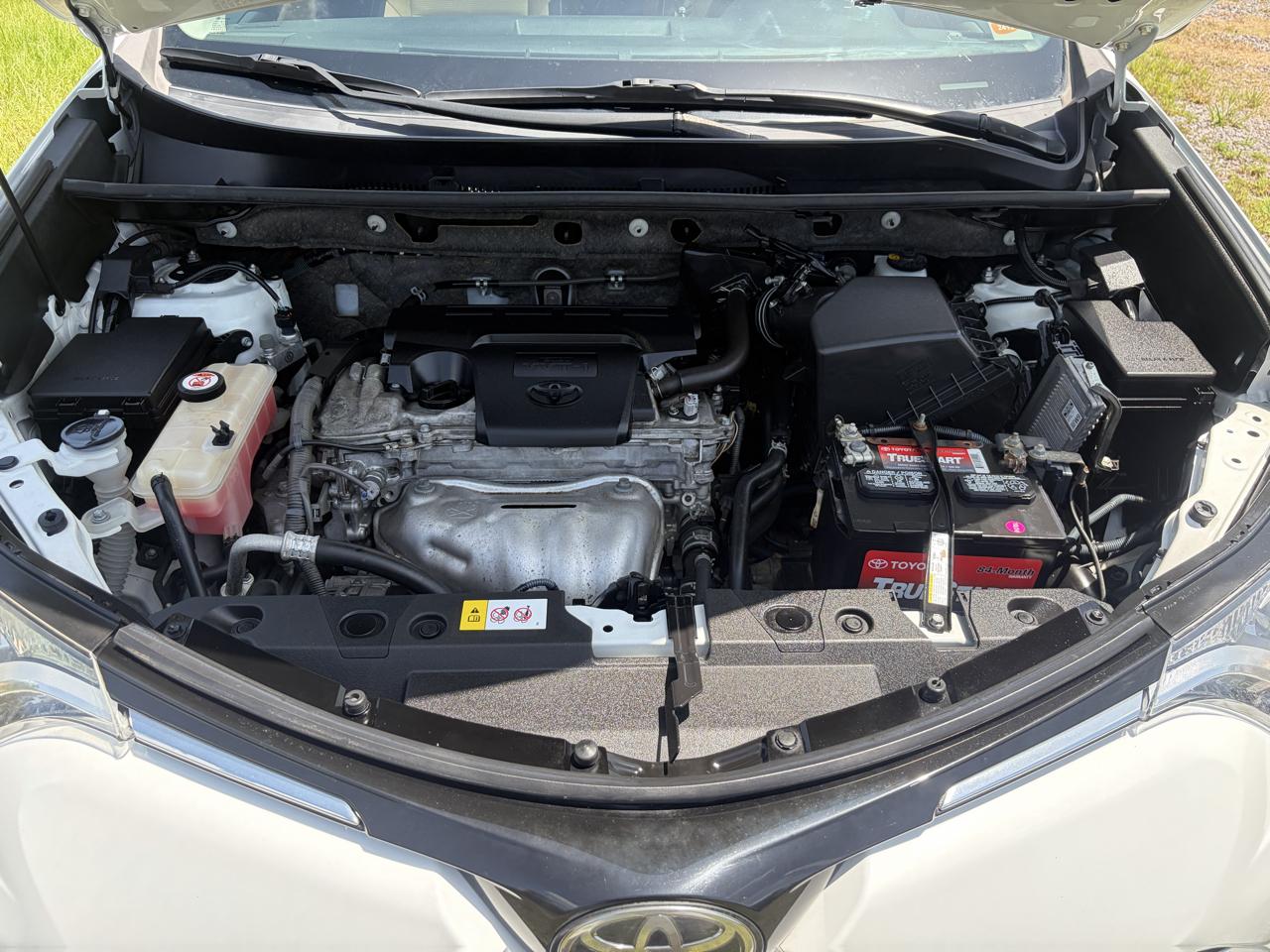Toyota RAV4 XLE FWD 2017