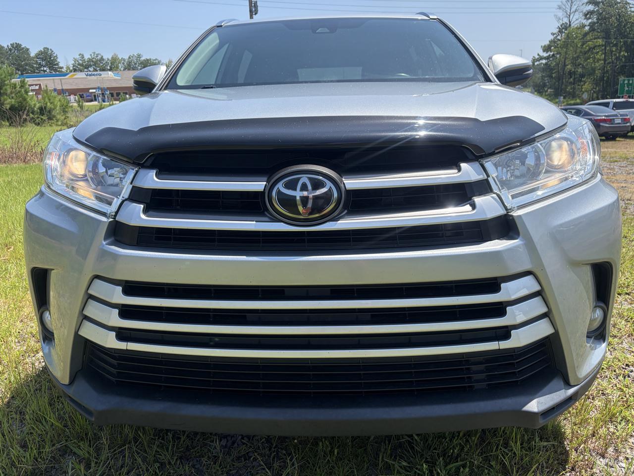 Toyota Highlander XLE 2WD 2019