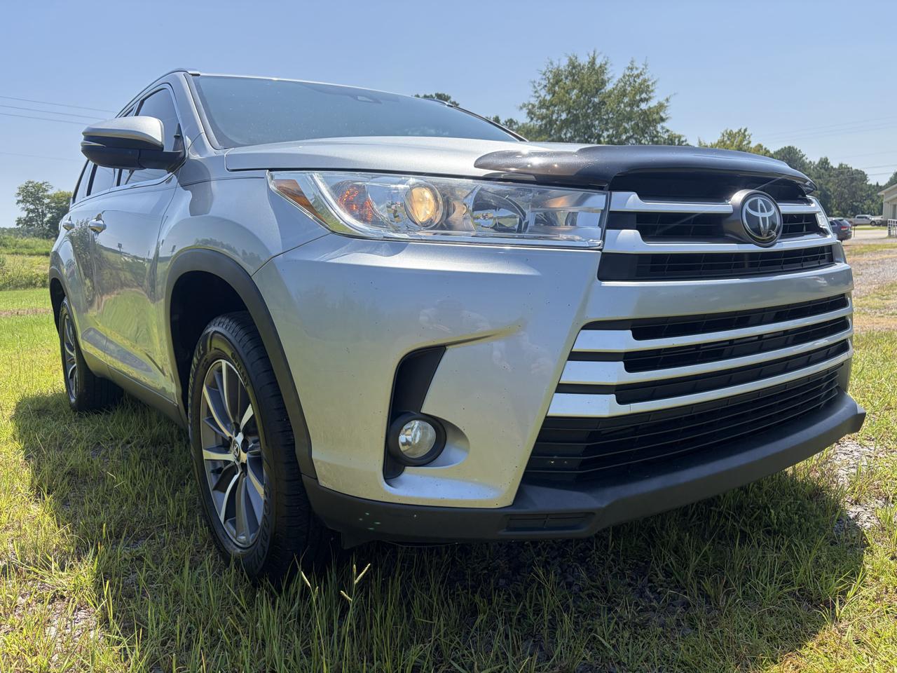 Toyota Highlander XLE 2WD 2019