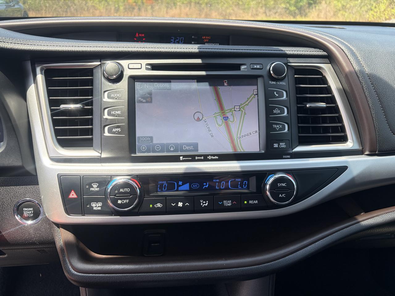 Toyota Highlander XLE 2WD 2019