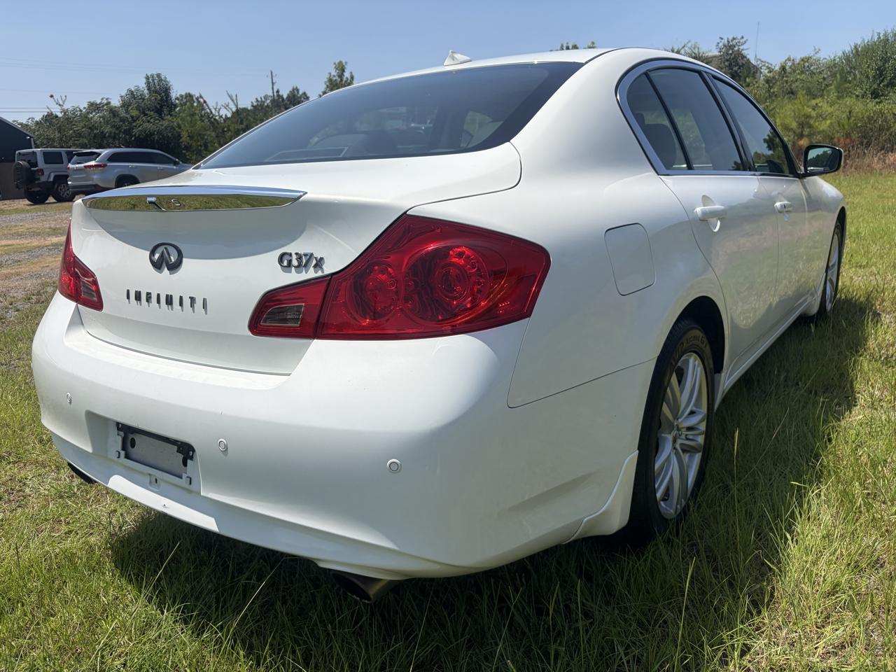 Infiniti G Sedan 37x AWD 2013
