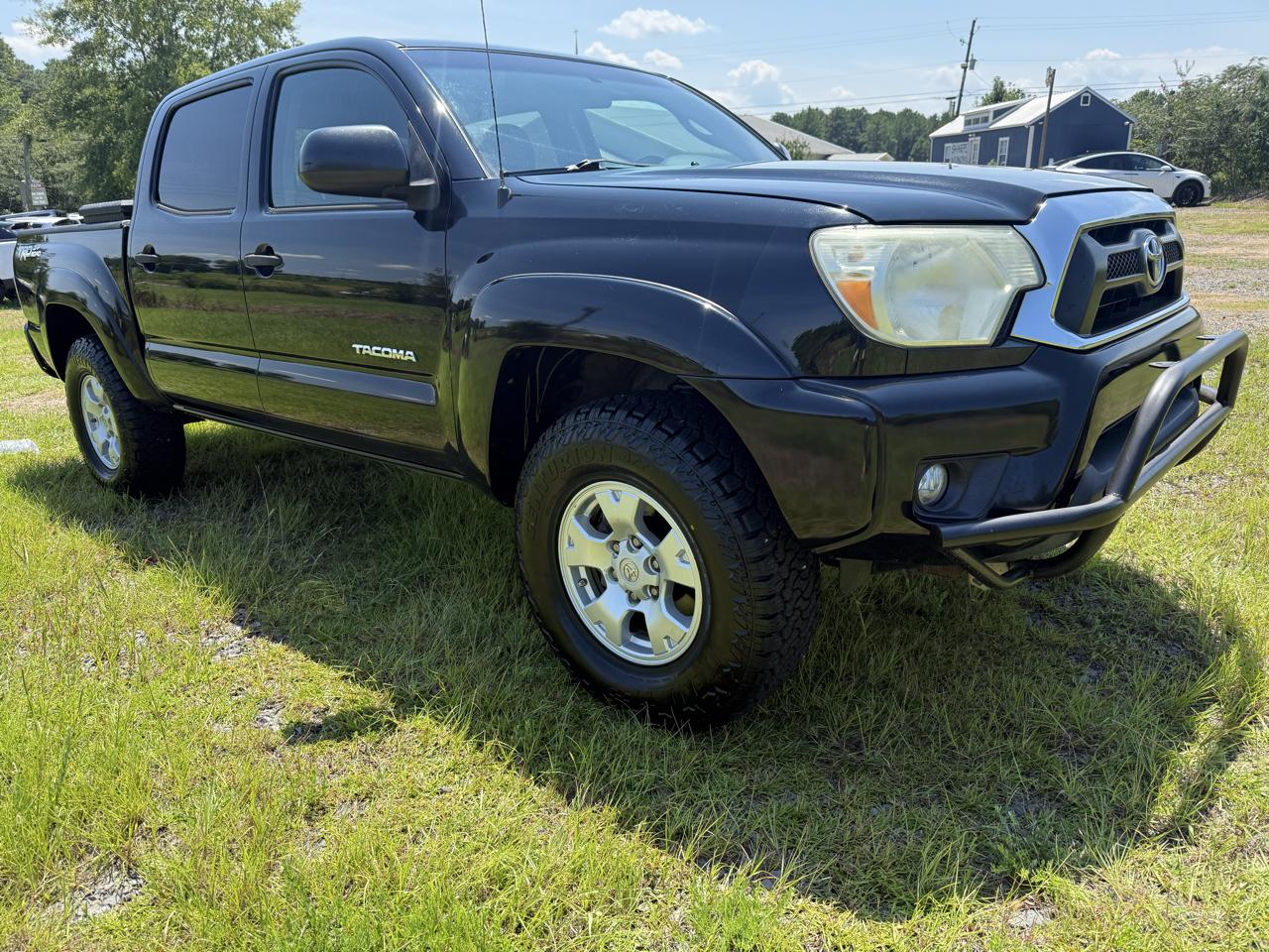 Toyota Tacoma PreRunner Double Cab V6 5AT 2WD 2014