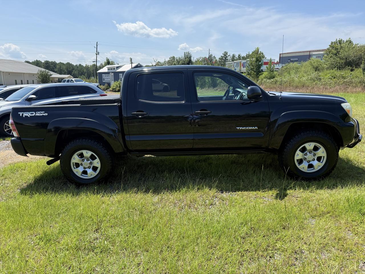 Toyota Tacoma PreRunner Double Cab V6 5AT 2WD 2014