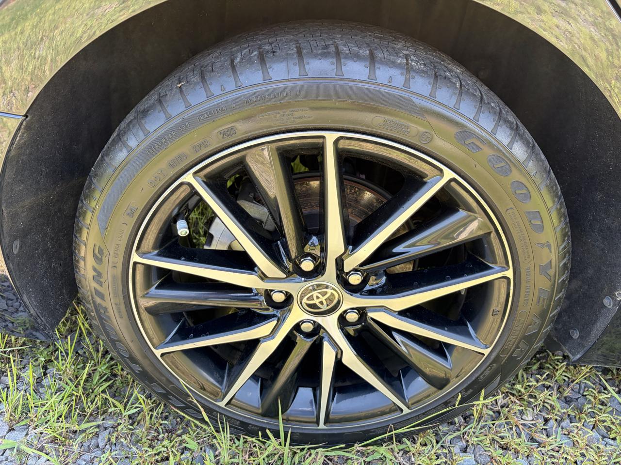 Toyota Camry SE 2022