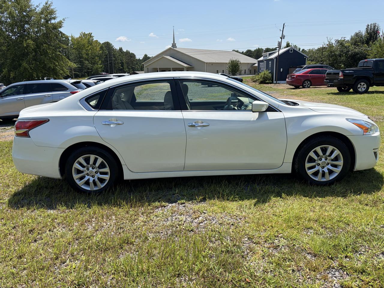 Nissan Altima 2.5 S 2014