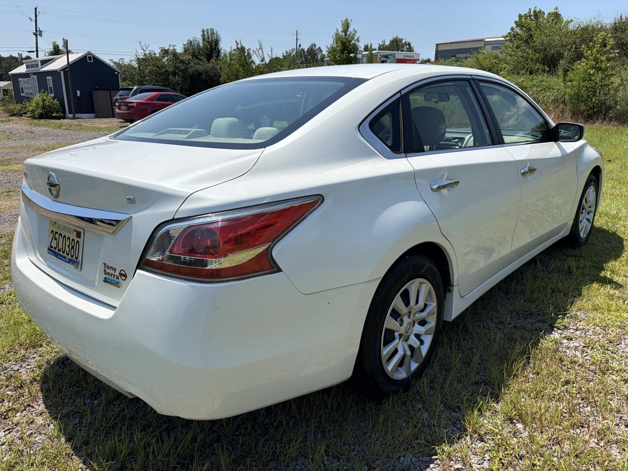 Nissan Altima 2.5 S 2014