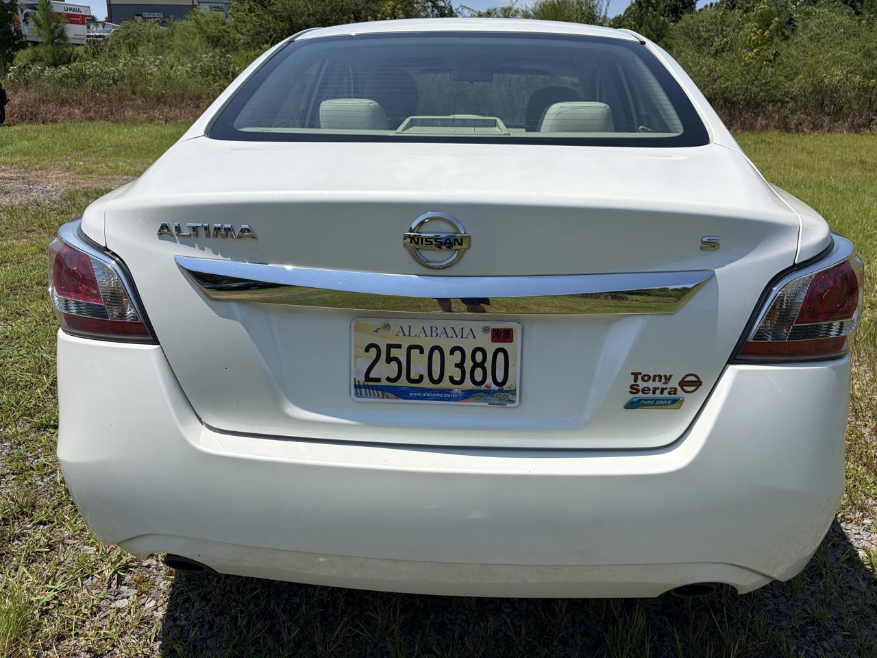 Nissan Altima 2.5 S 2014