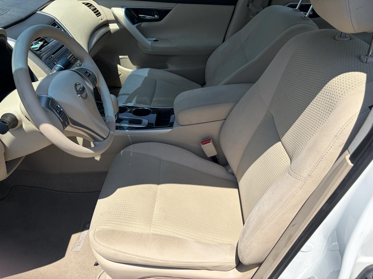 Nissan Altima 2.5 S 2014