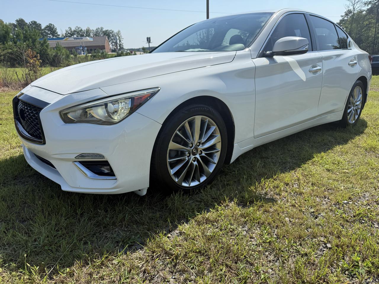 Infiniti Q50 3.0t LUXE 2019