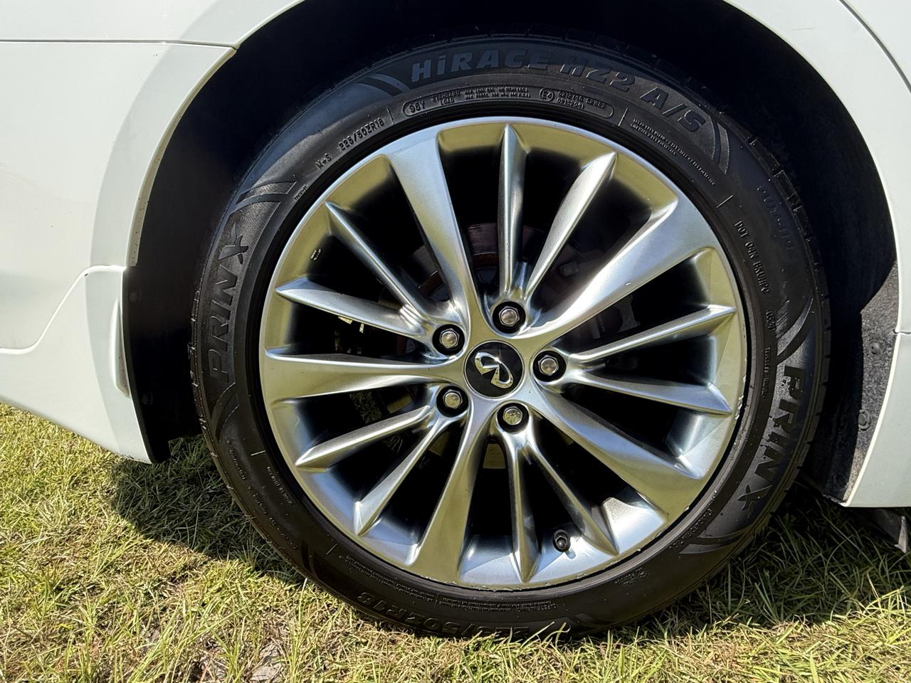 Infiniti Q50 3.0t LUXE 2019
