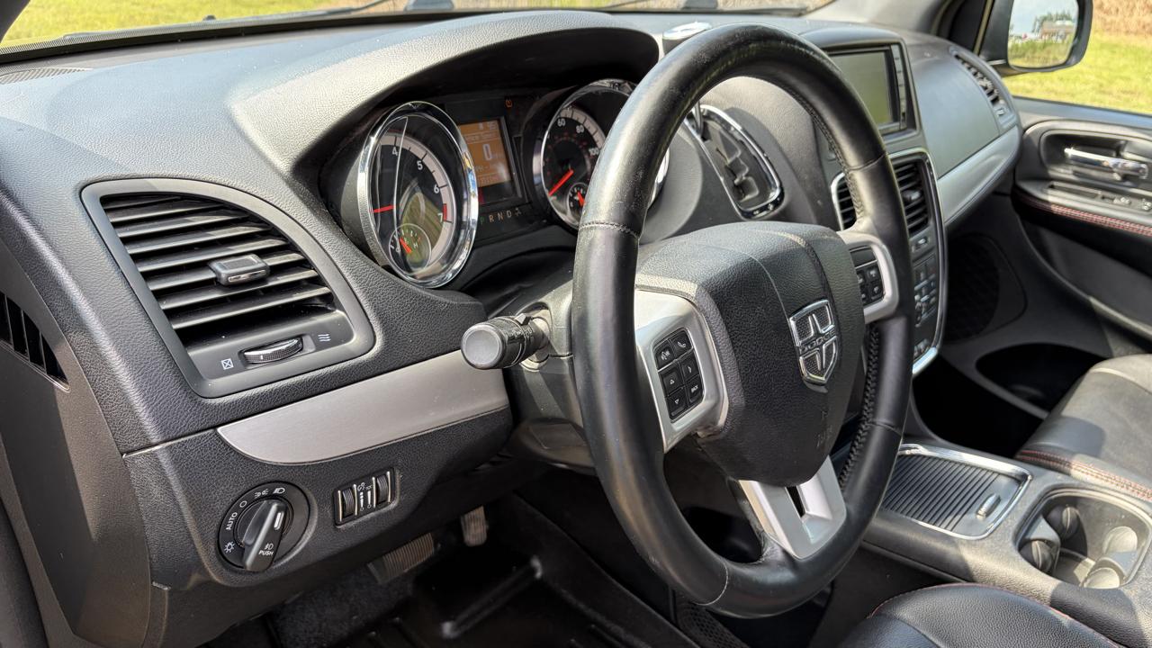 Dodge Grand Caravan R/T 2016