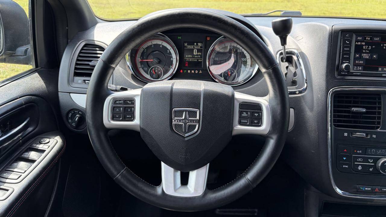Dodge Grand Caravan R/T 2016