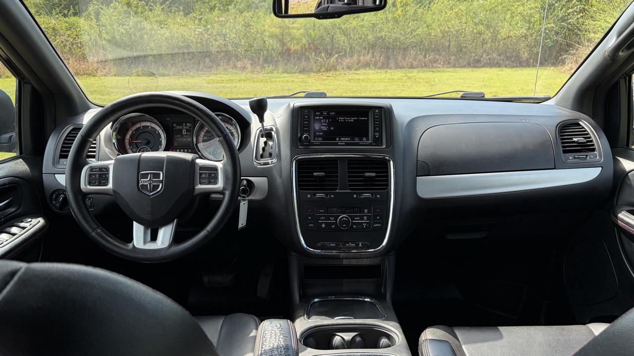 Dodge Grand Caravan R/T 2016