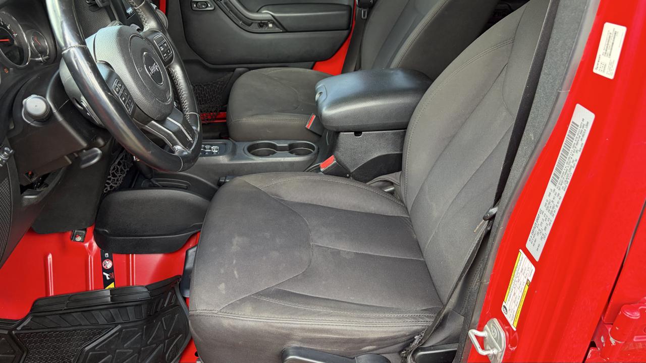 Jeep Wrangler Unlimited Sport 4WD 2015