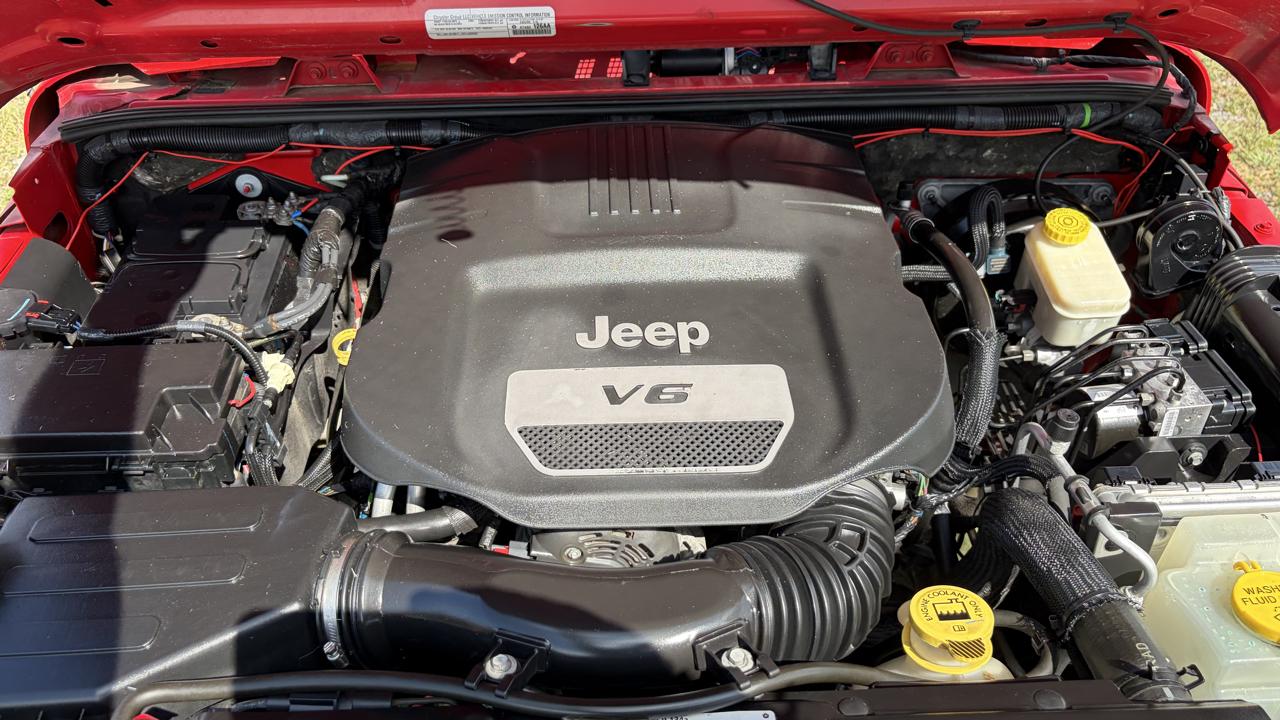 Jeep Wrangler Unlimited Sport 4WD 2015