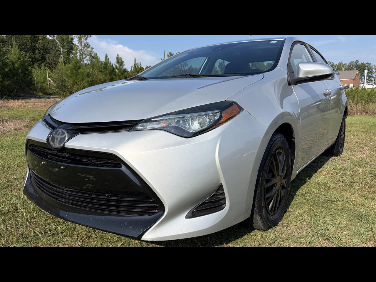 Toyota Corolla XLE CVT 2019