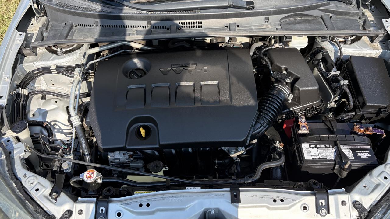 Toyota Corolla XLE CVT 2019