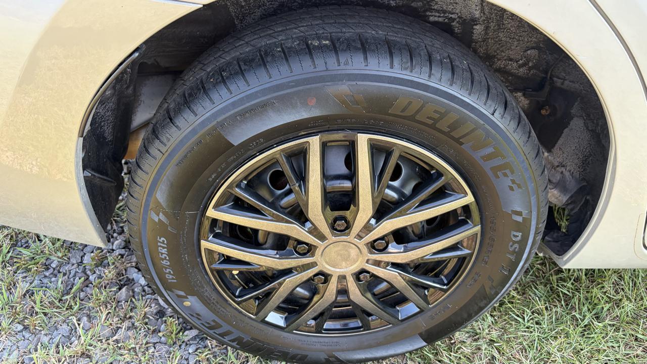 Toyota Corolla XLE CVT 2019