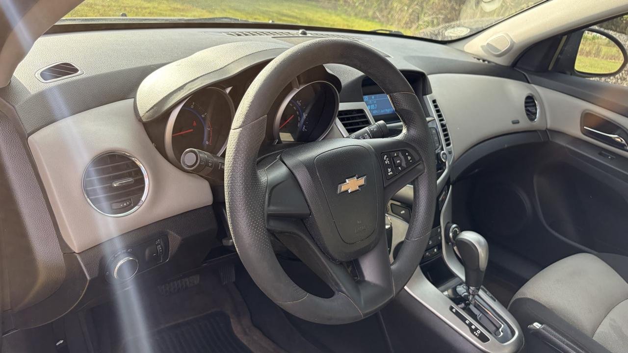 Chevrolet Cruze LS Auto 2016
