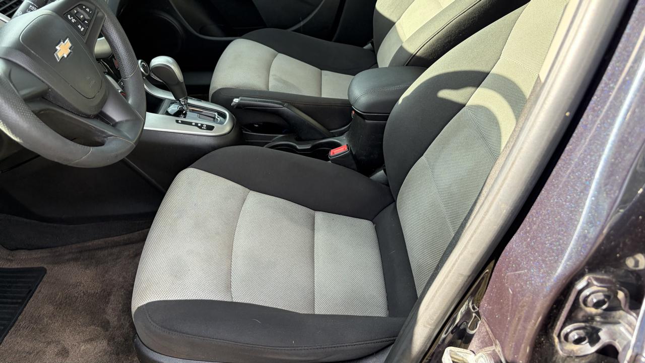 Chevrolet Cruze LS Auto 2016