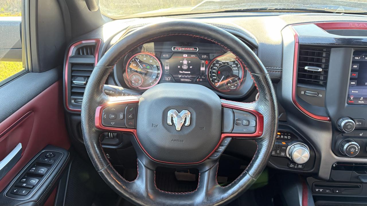 RAM 1500 4WD Crew Cab 140.5" Rebel 2019