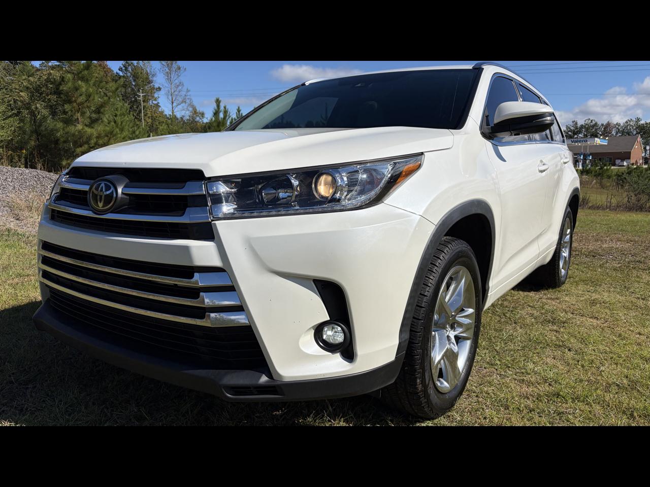Toyota Highlander Limited FWD V6 2019