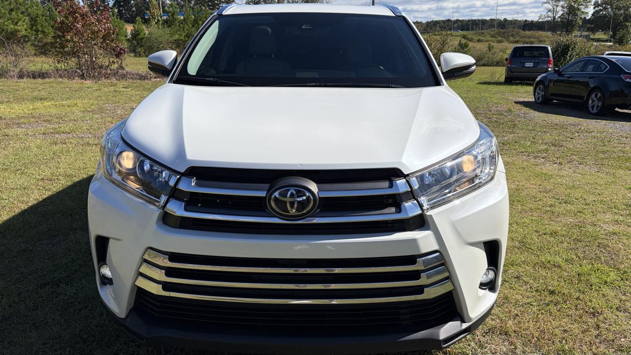 Toyota Highlander Limited FWD V6 2019