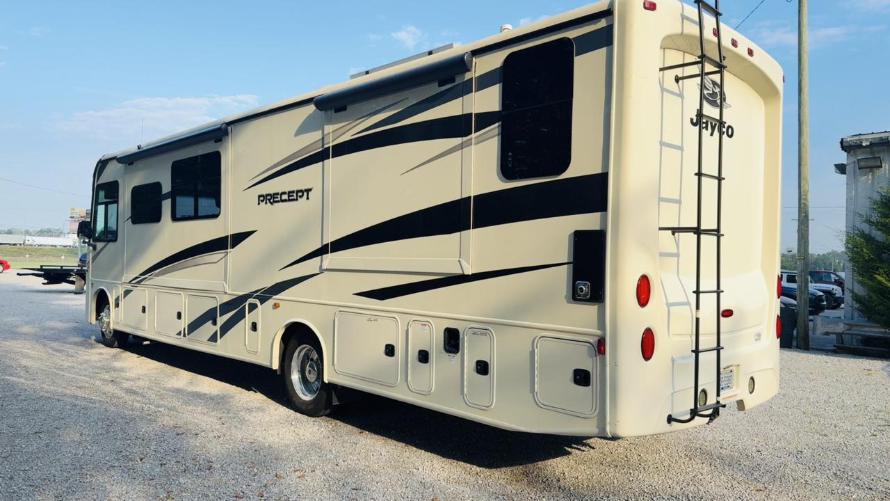 Ford Stripped Chassis Motorhome  2022