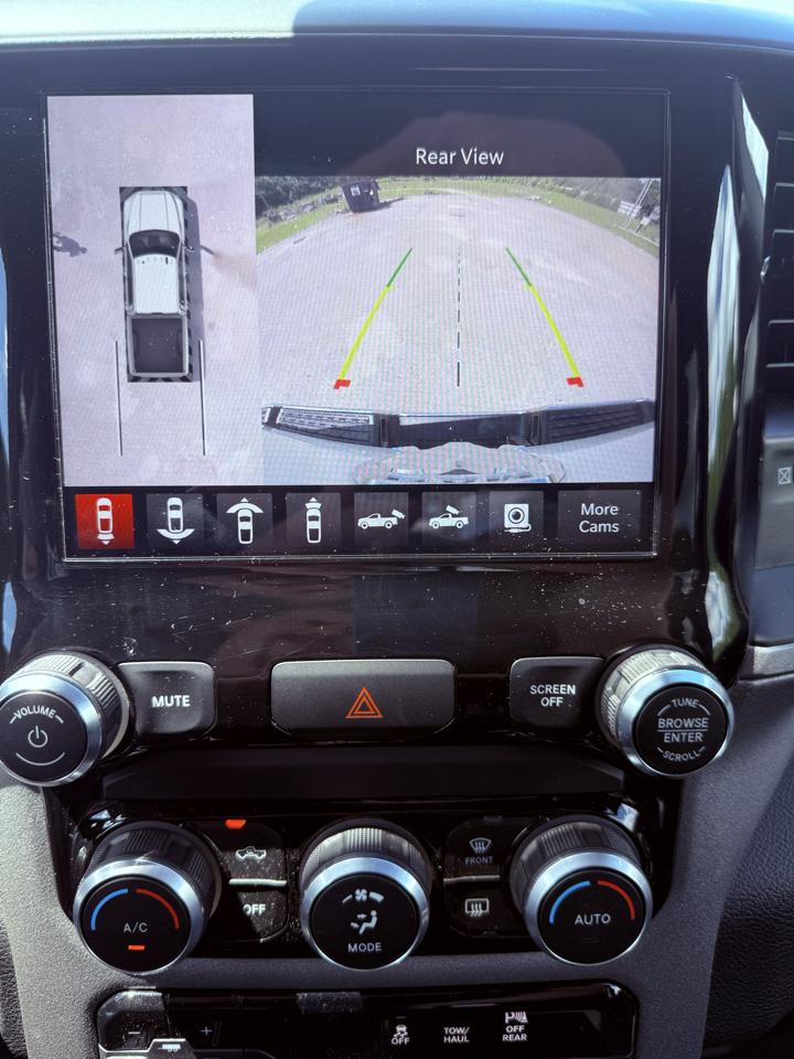 RAM 2500 Tradesman Crew Cab SWB 4WD 2024