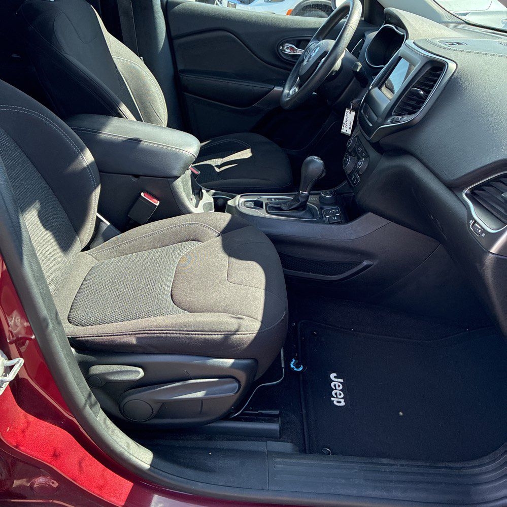Jeep Cherokee Latitude 4WD 2019 Jeep Cherokee Latitude 4WD 2019