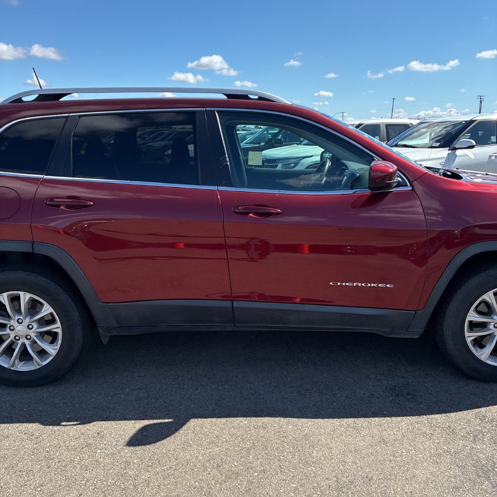 Jeep Cherokee Latitude 4WD 2019 Jeep Cherokee Latitude 4WD 2019