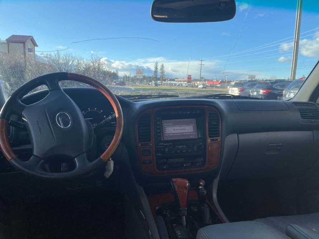 Lexus LX 470 Sport Utility 2002