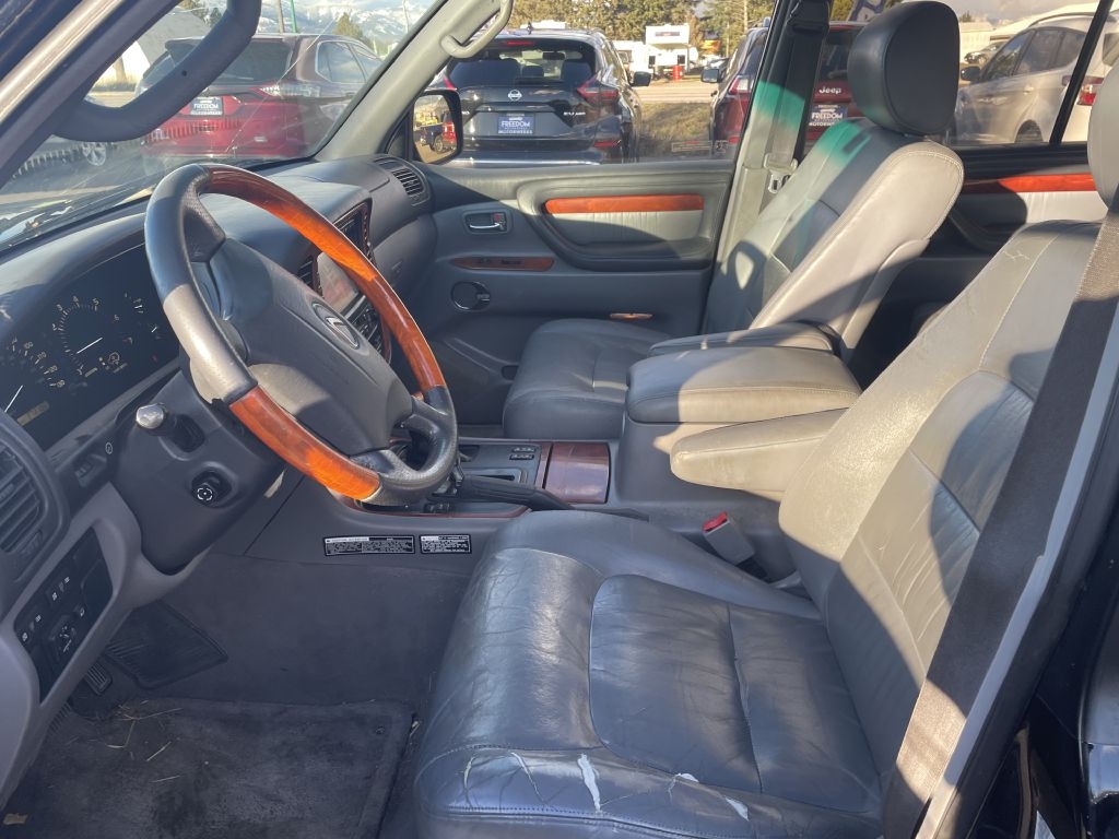 Lexus LX 470 Sport Utility 2002