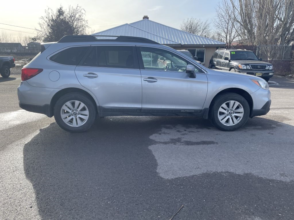 Subaru Outback 2.5i Premium 2016