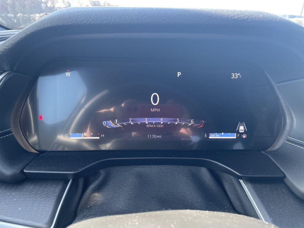 Jeep Grand Cherokee Laredo 4WD 2024