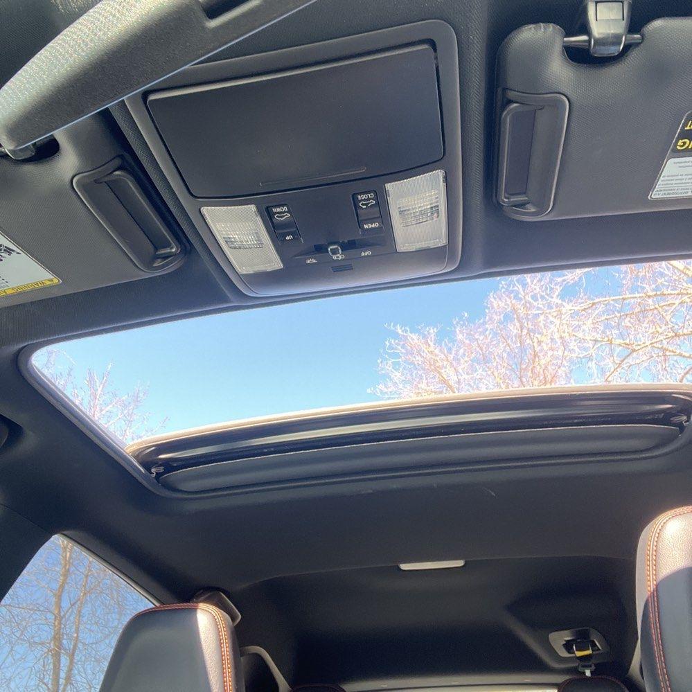 Toyota RAV4 SE 4WD 2016