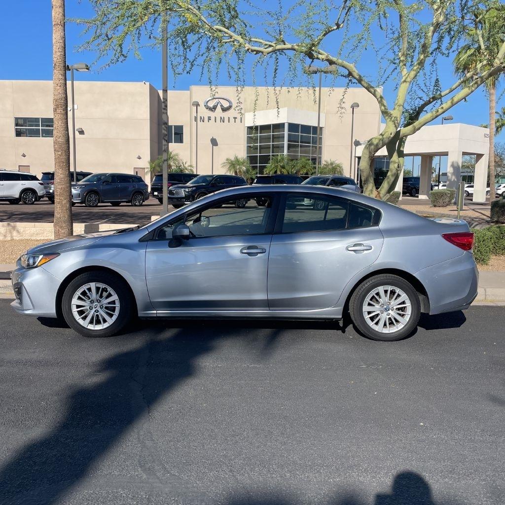 Subaru Impreza 2.0i Premium CVT 4-Door 2017