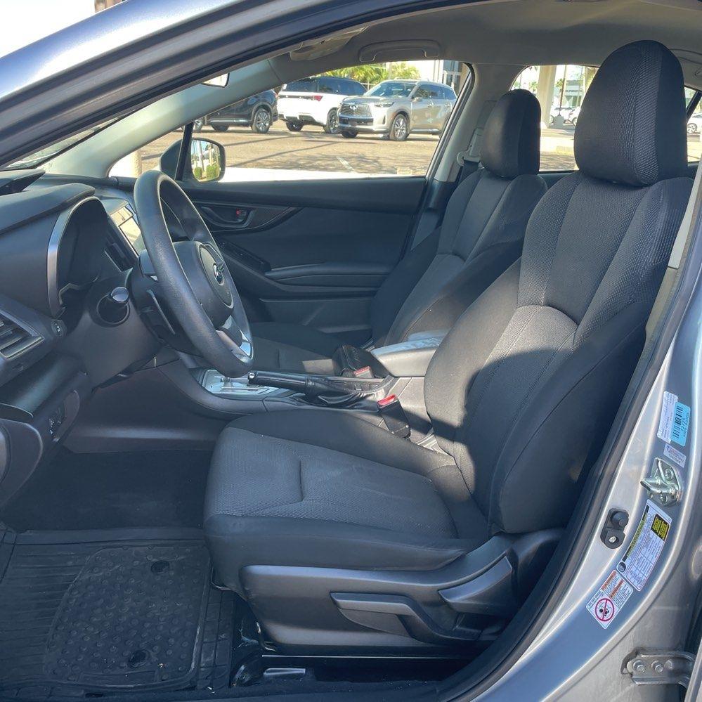 Subaru Impreza 2.0i Premium CVT 4-Door 2017