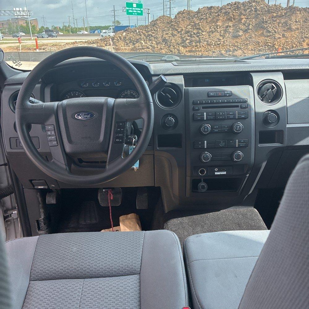 Ford F-150 XL SuperCab 8-ft. Bed 4WD 2013