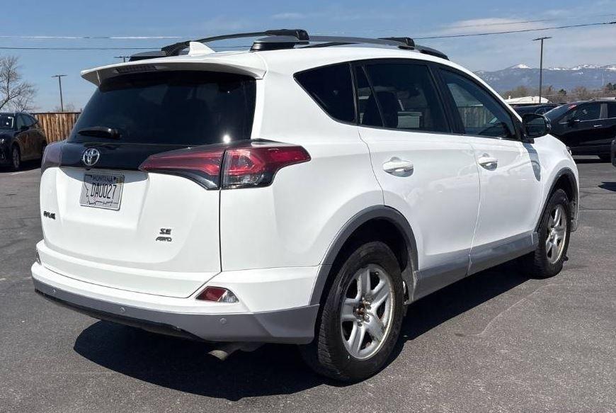 Toyota RAV4 SE 4WD 2017