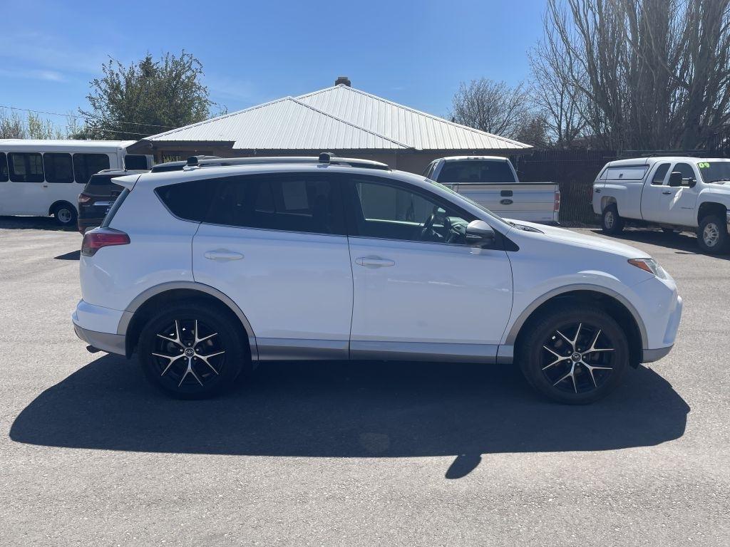 Toyota RAV4 SE 4WD 2017