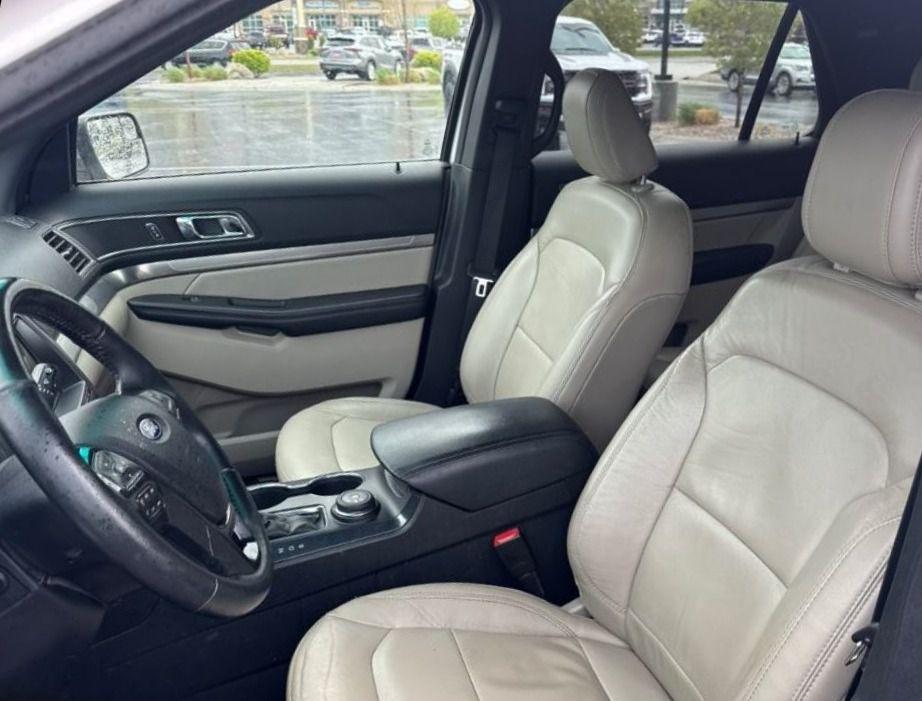 Ford Explorer XLT 4WD 2018