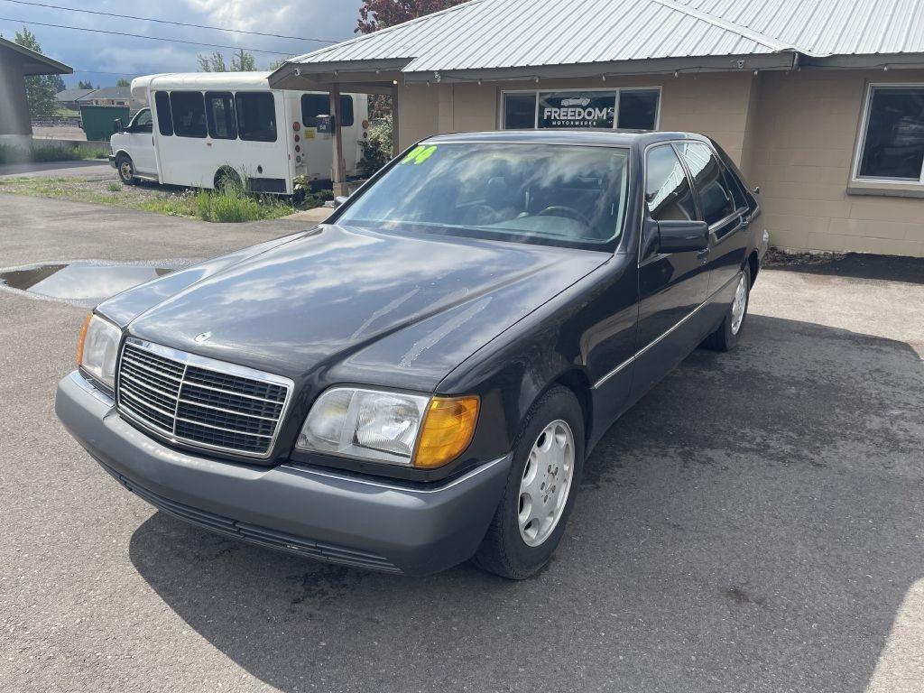 1994 Mercedes-Benz S-Class S420 sedan