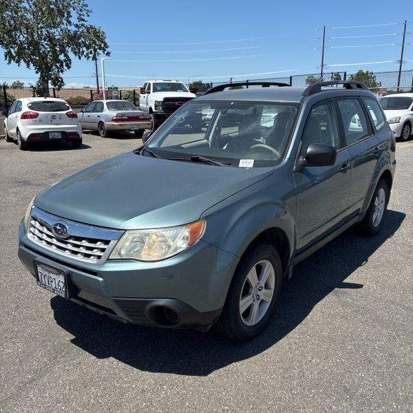 Subaru Forester 2.5X 2012