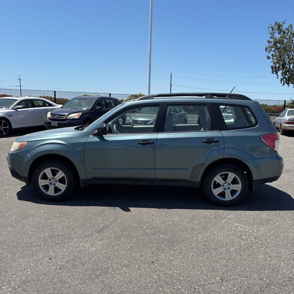 Subaru Forester 2.5X 2012