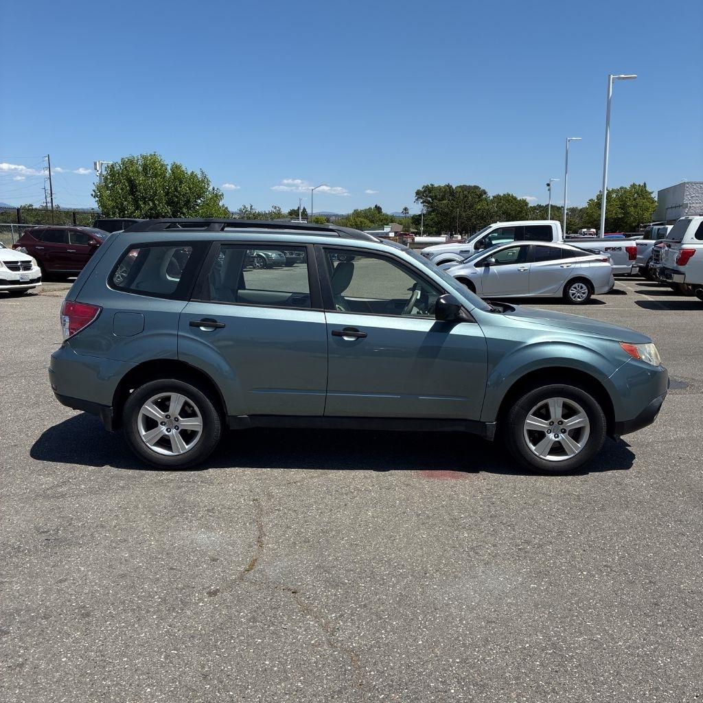 Subaru Forester 2.5X 2012