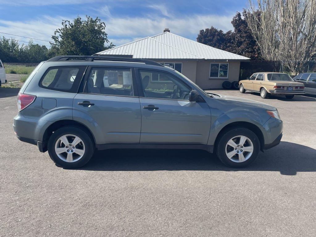 Subaru Forester 2.5X 2012