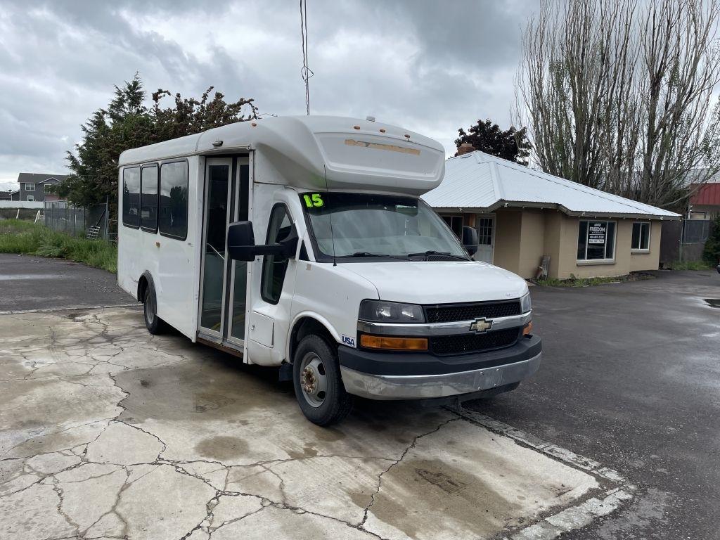 Chevrolet Express G4500 159" 2015